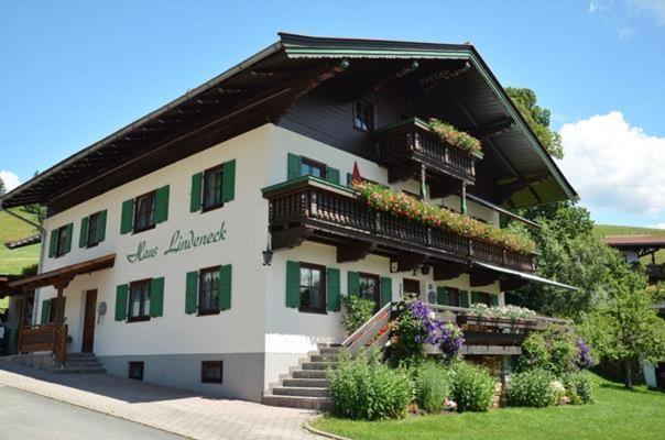 Haus Lindeneck - Erika Schwentner Apartment เคิสเซน ภายนอก รูปภาพ